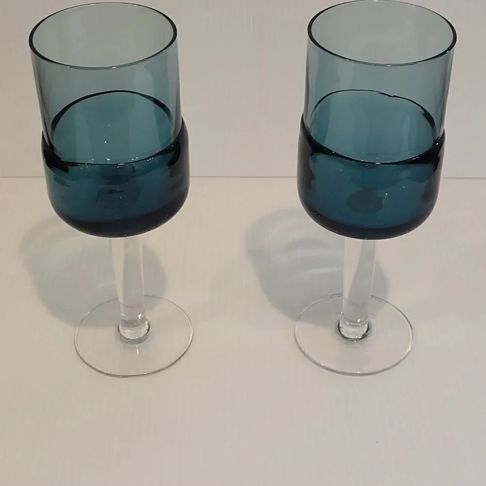 Pier 1 Goblet Blue Water 12 Oz Double Dip Mouth Blown MCM Style Wine Glass Pair